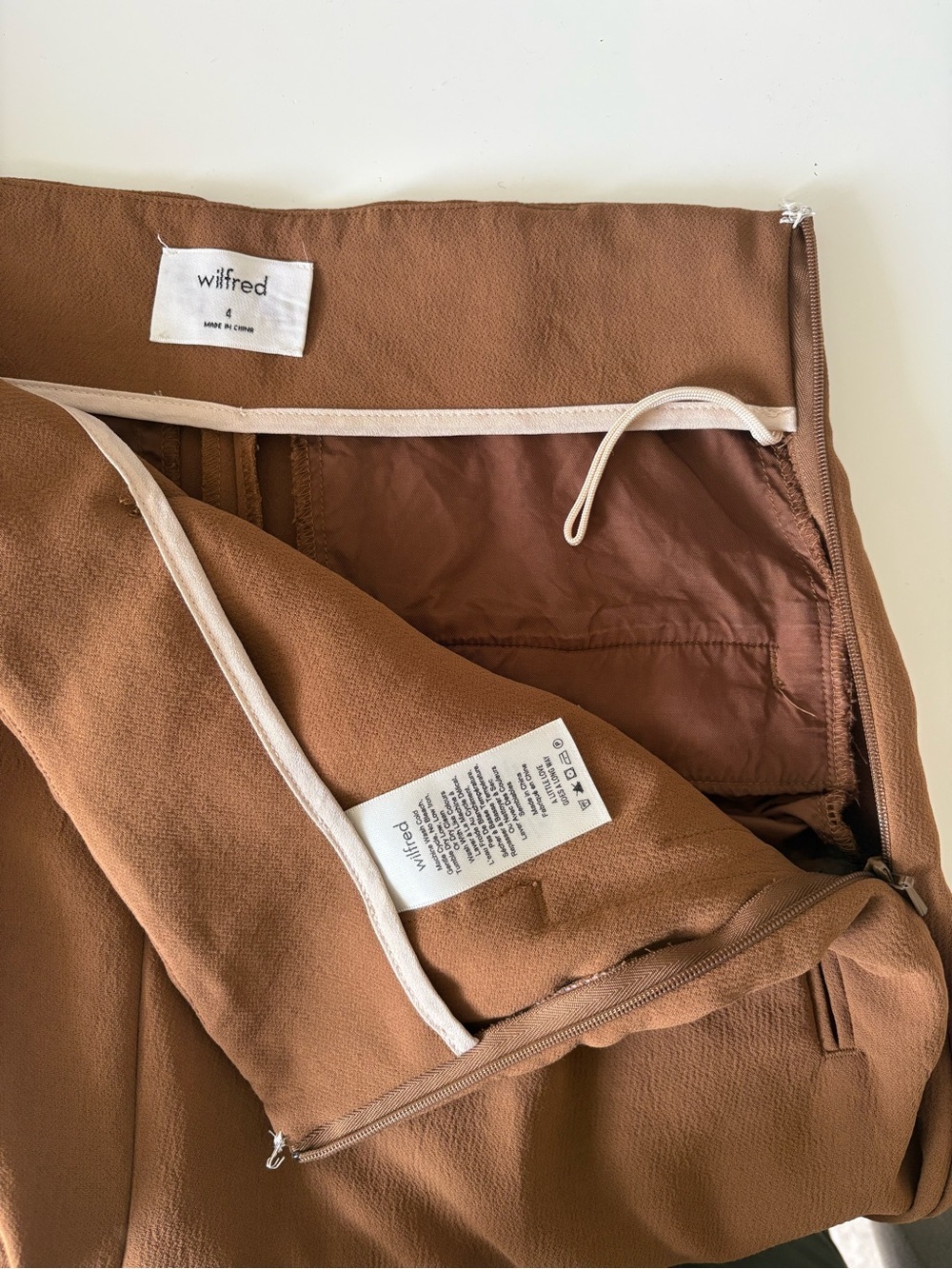 Wilfred High-Rise Tailored Trousers in Brown SZ 4 - Picture 6 of 6